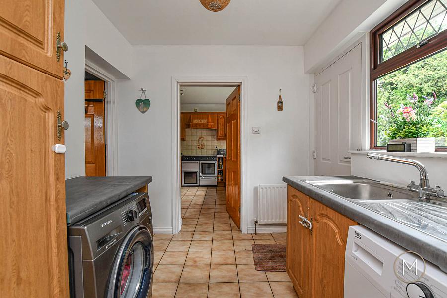 4 Parkhall Court