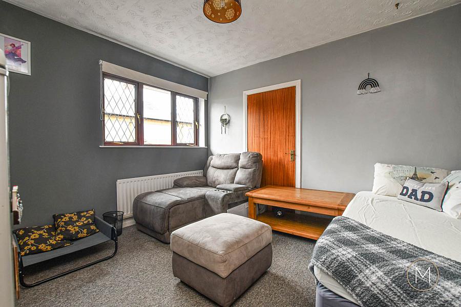 4 Parkhall Court