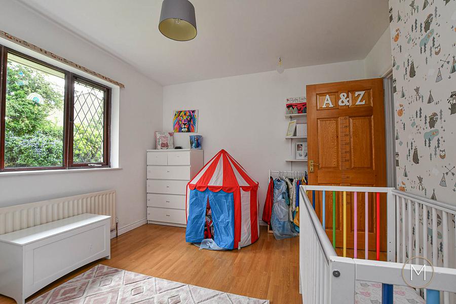4 Parkhall Court