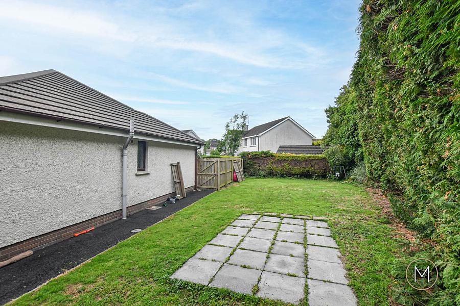 4 Parkhall Court