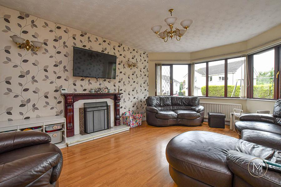 4 Parkhall Court