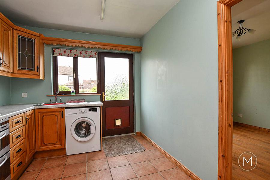 87 Parklands