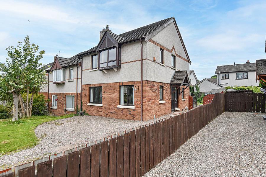 43 Oakdale Manor