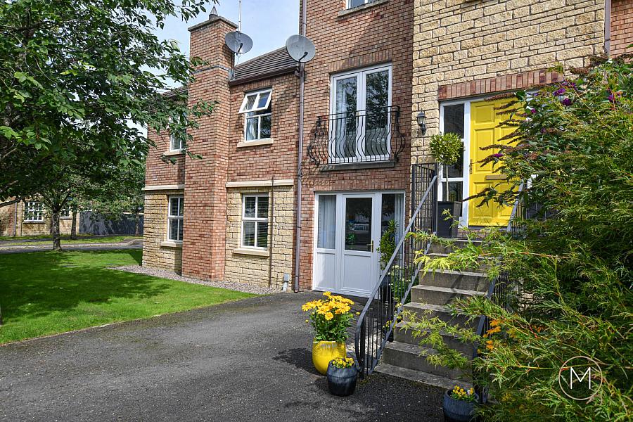 38 Alexander Park