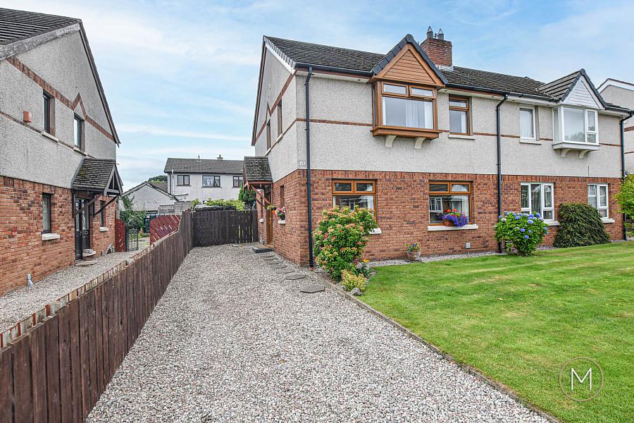 42 Oakdale Manor