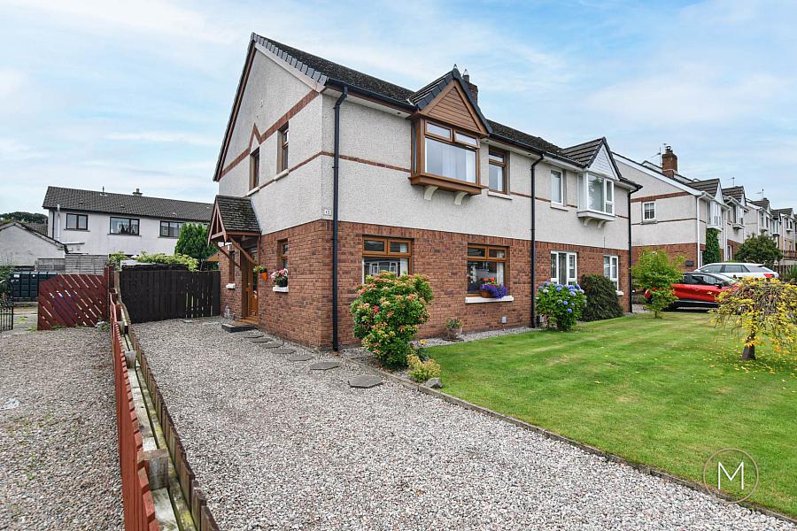 42 Oakdale Manor
