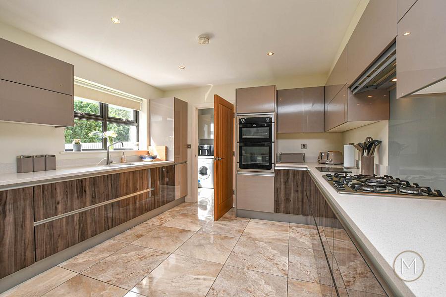 85 Niblock Road