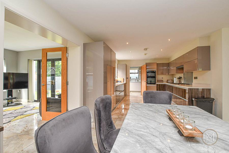 85 Niblock Road