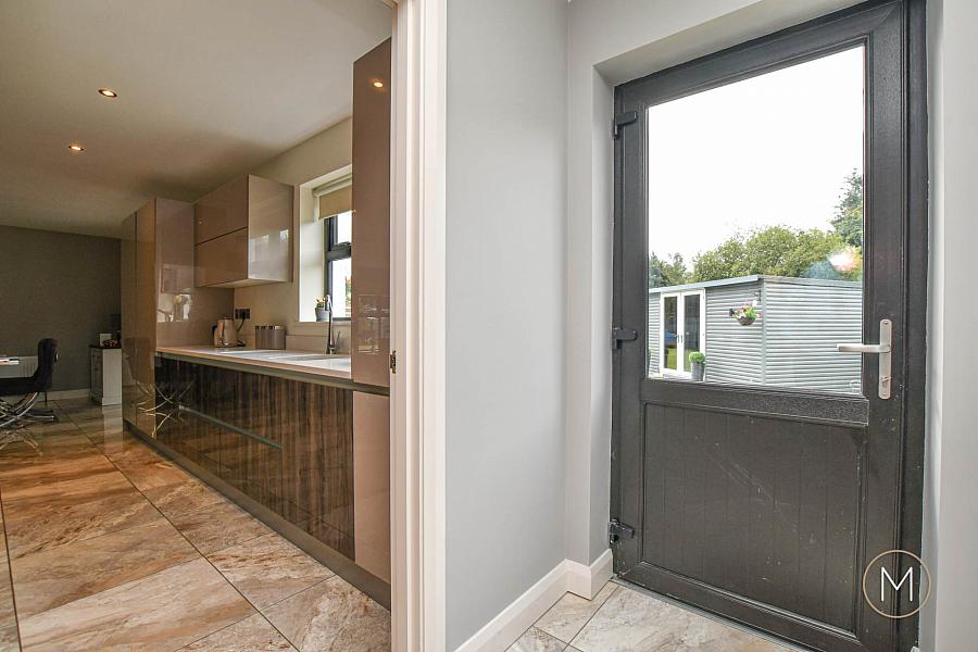 85 Niblock Road