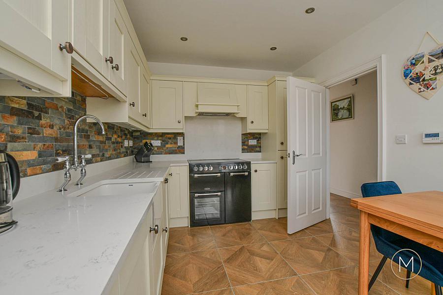 52a Red Row