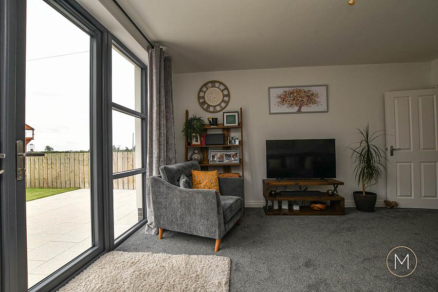 52a Red Row