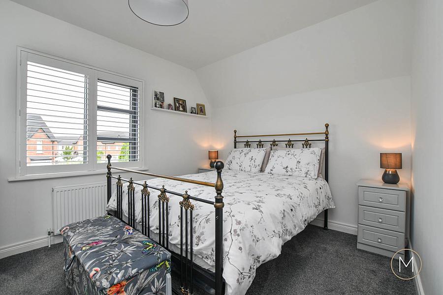 52a Red Row