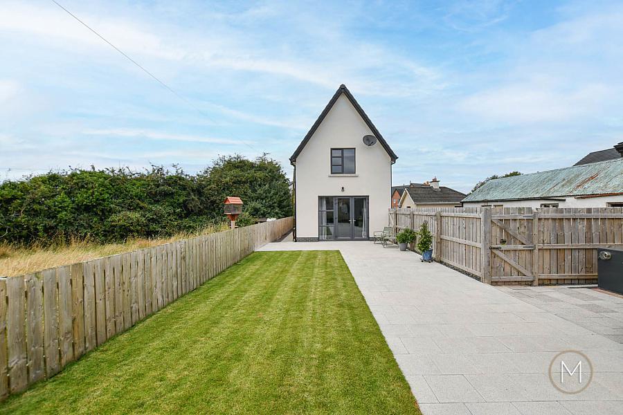 52a Red Row