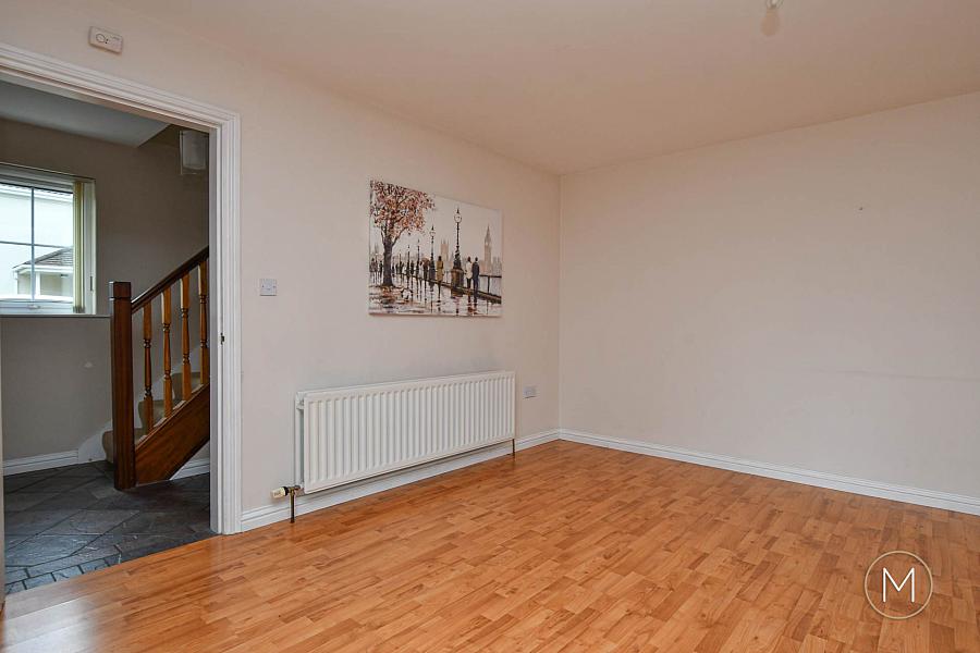 5 Carnbeg Avenue