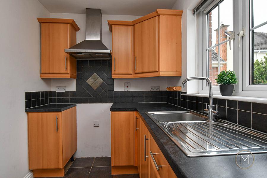 5 Carnbeg Avenue