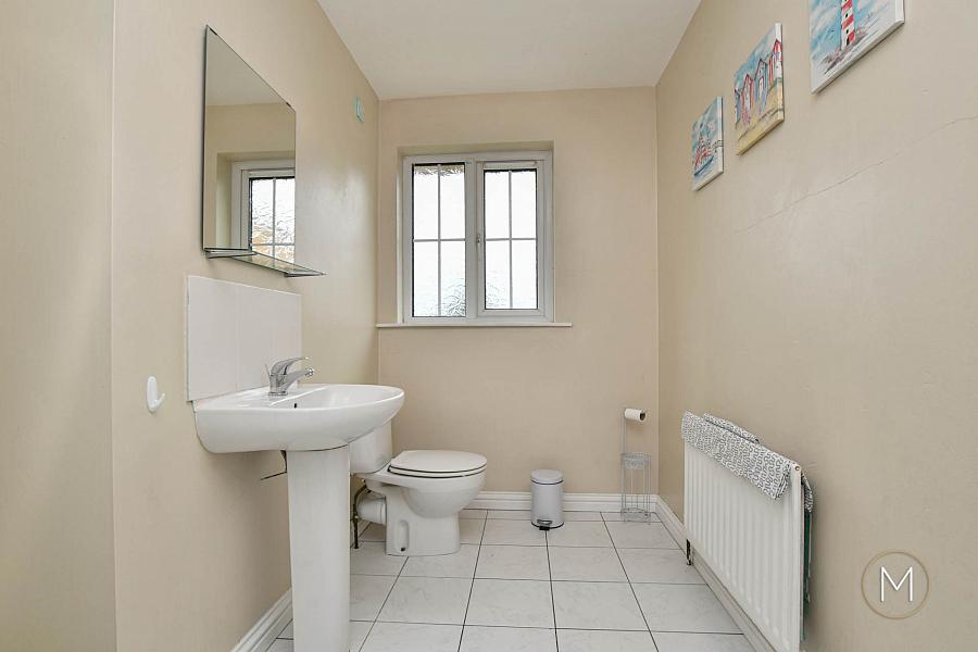 5 Carnbeg Avenue