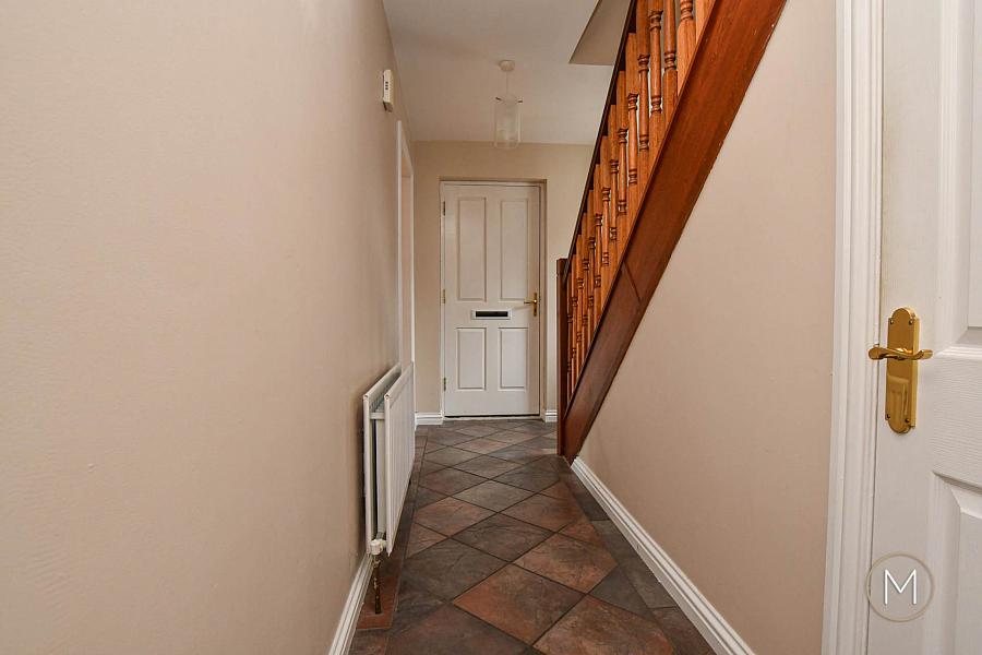 5 Carnbeg Avenue