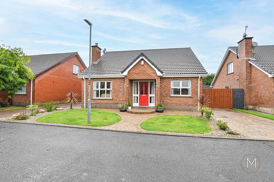 16 Laurelvale