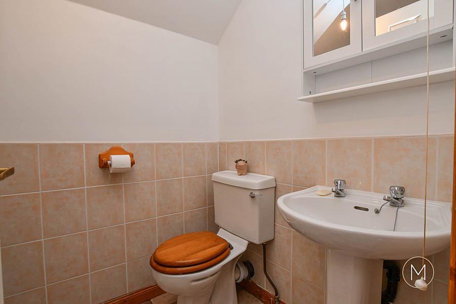 16 Laurelvale