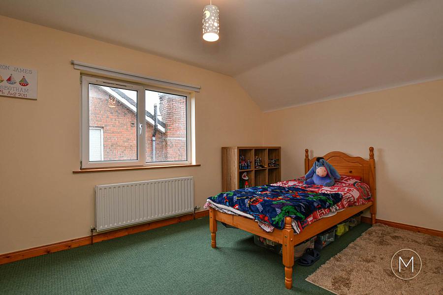 16 Laurelvale