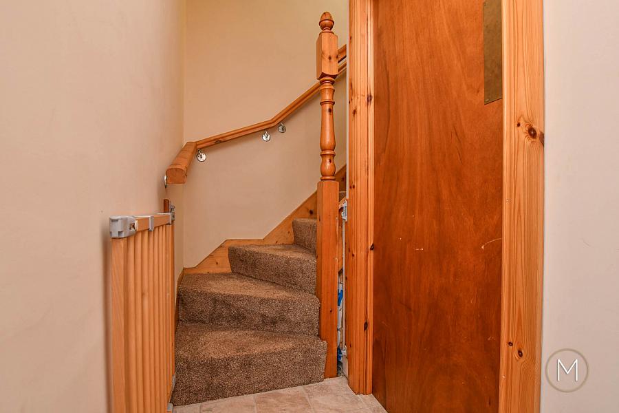 16 Laurelvale