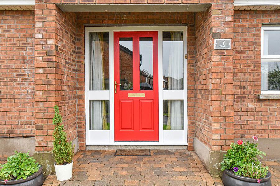 16 Laurelvale