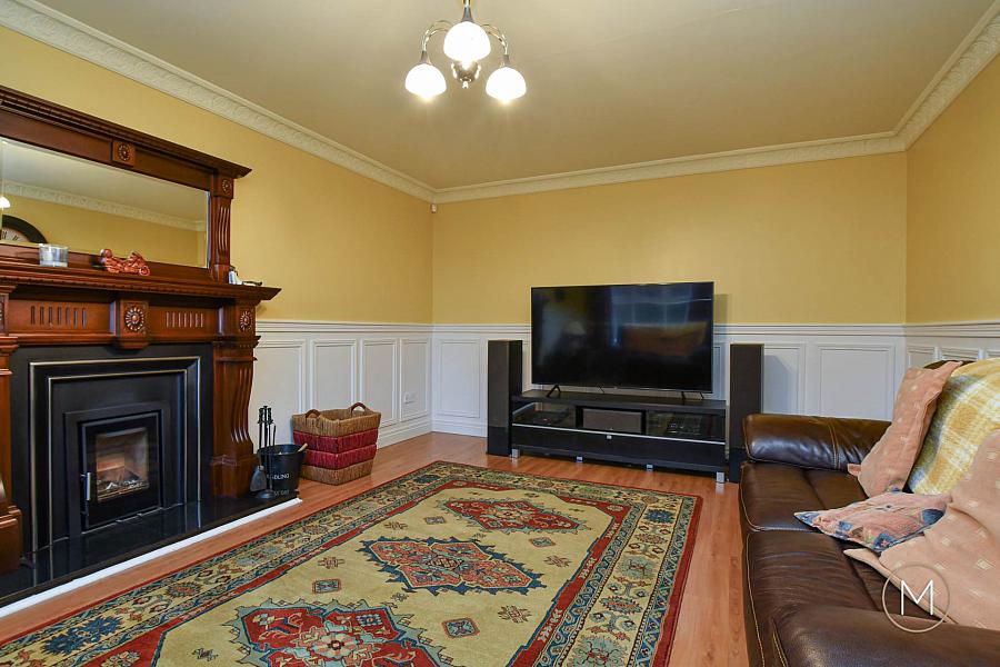 16 Laurelvale