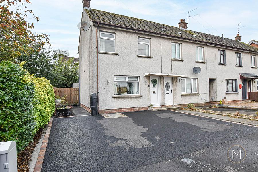32 Menin Road