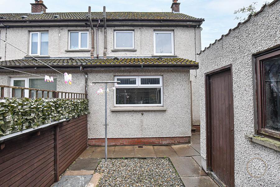32 Menin Road