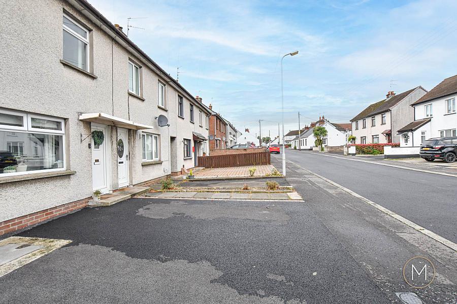 32 Menin Road