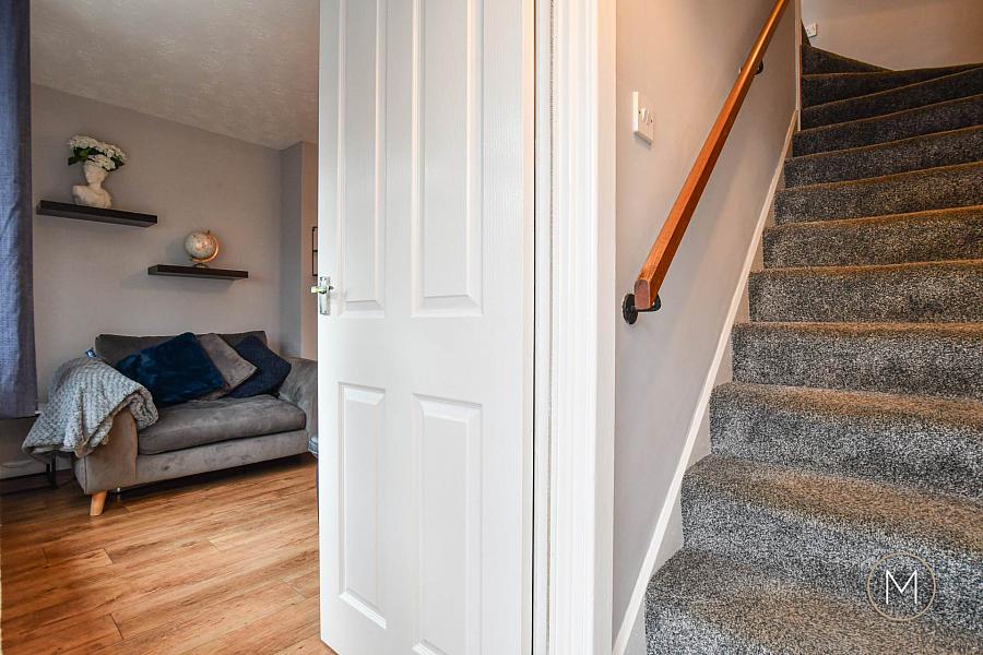 32 Menin Road