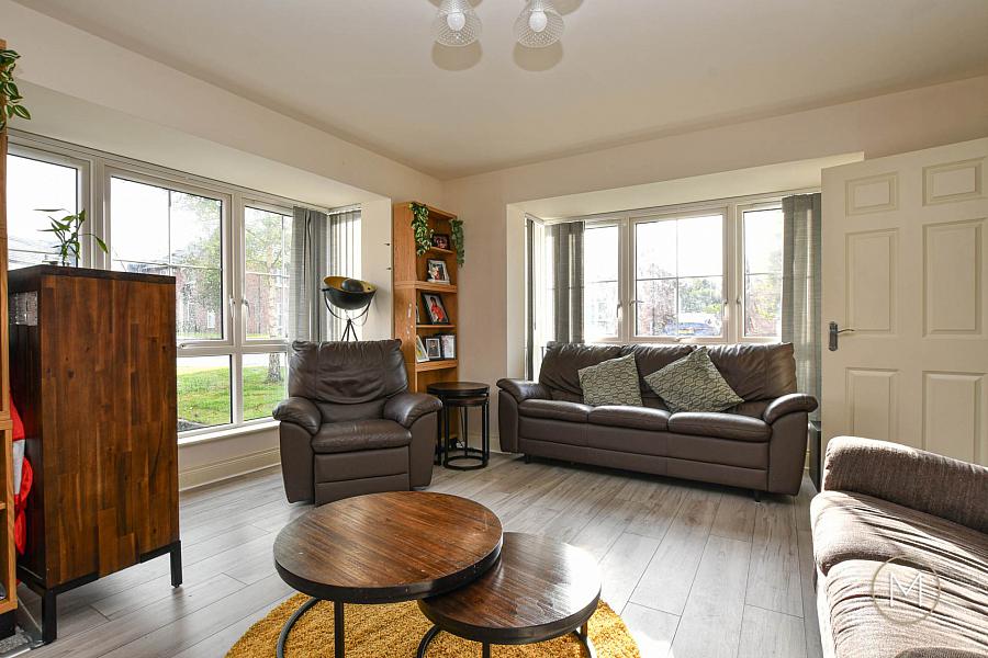 226 Bush Manor