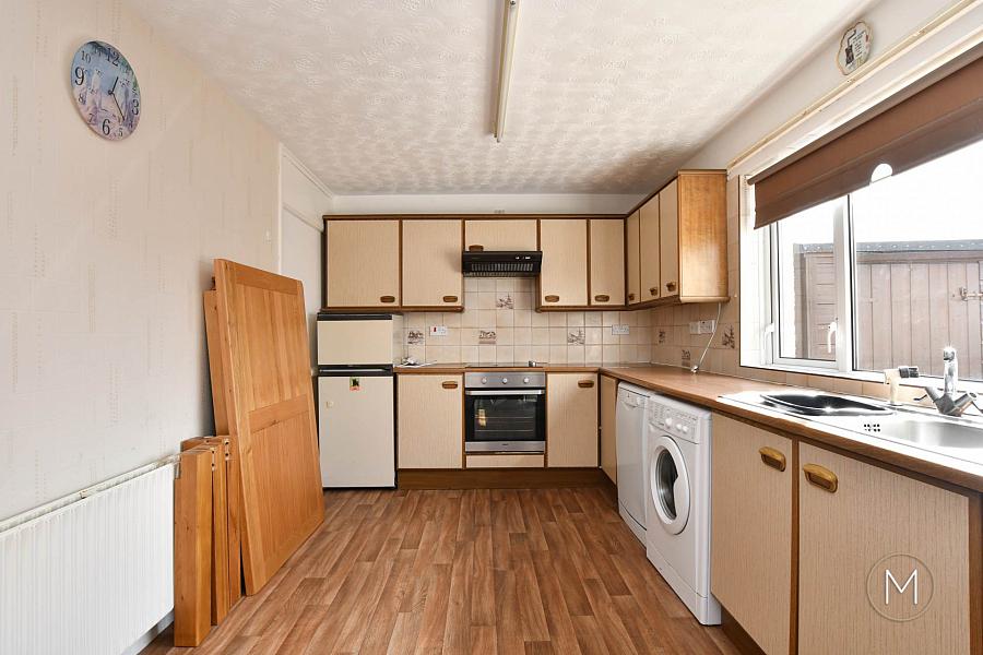 13 Thistlewood Crescent