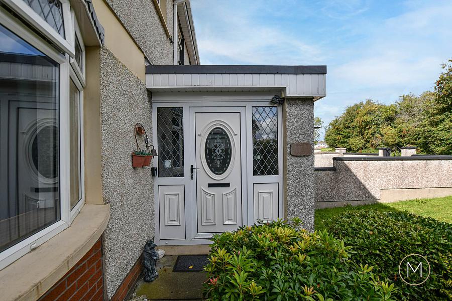 13 Thistlewood Crescent