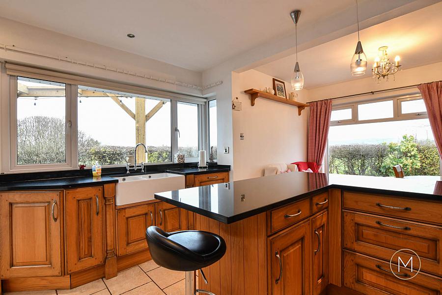 40 Seven Mile Straight