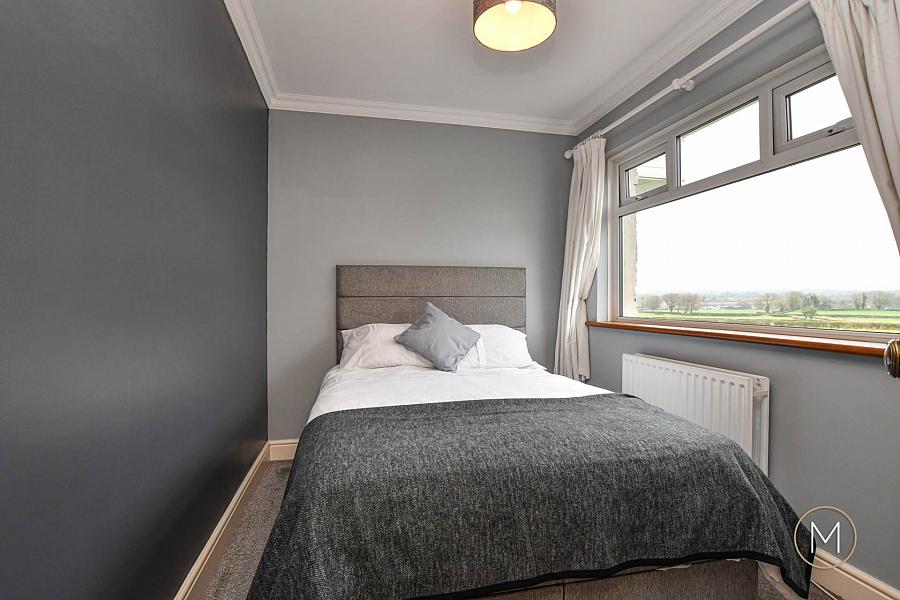 40 Seven Mile Straight