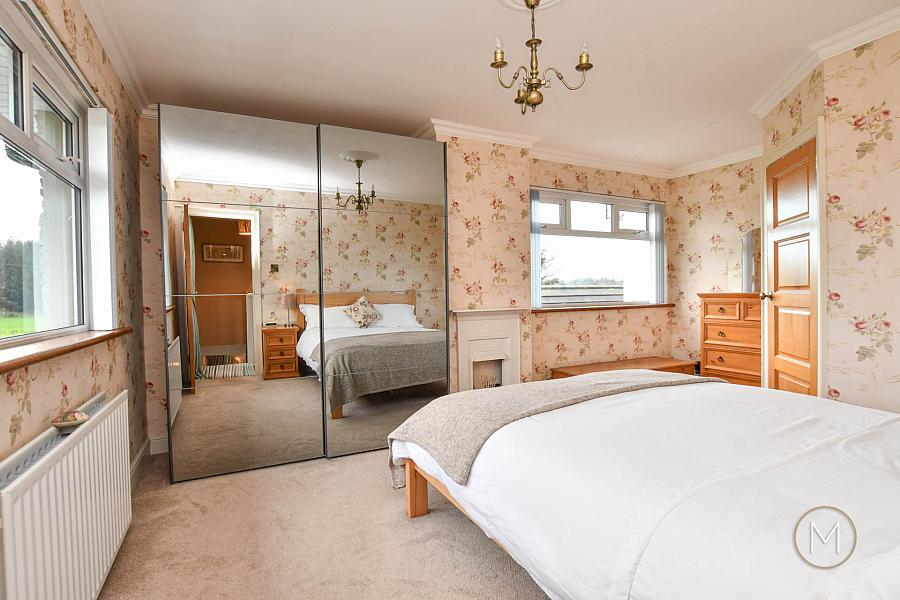 40 Seven Mile Straight