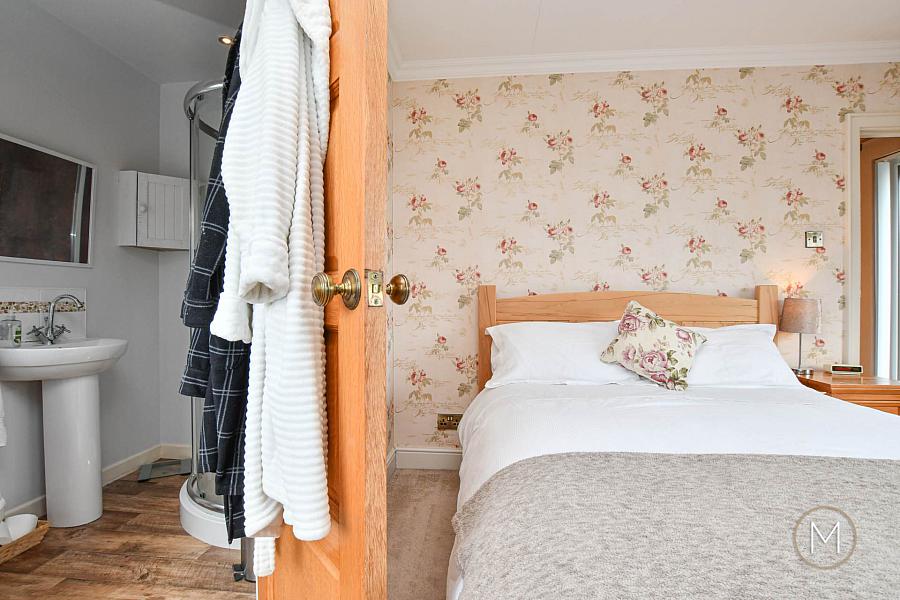 40 Seven Mile Straight