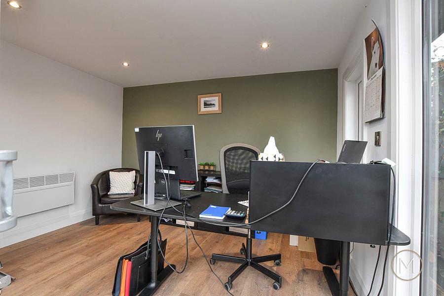 40 Seven Mile Straight