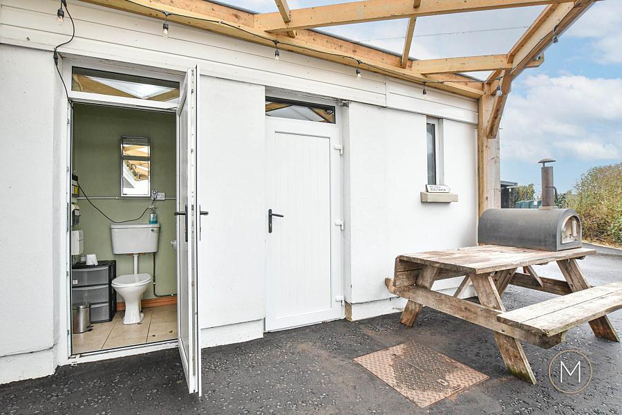 40 Seven Mile Straight