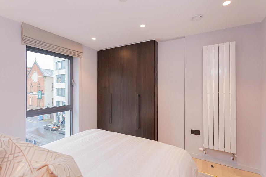 Apt 6 Fx Montgomery Street