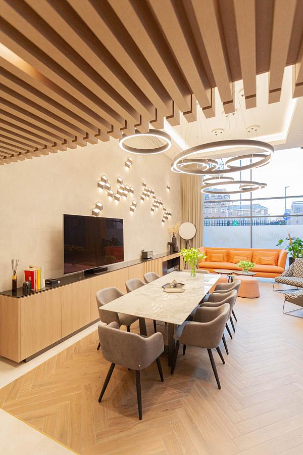 Apt 6 Fx Montgomery Street