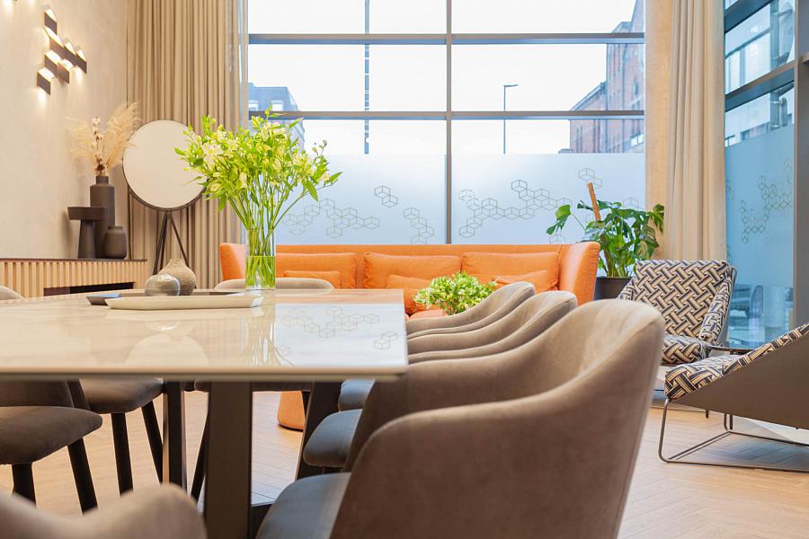 Apt 6 Fx Montgomery Street