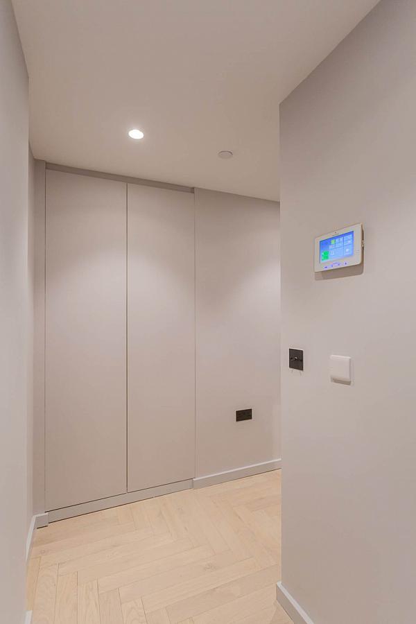 Apt 6 Fx Montgomery Street