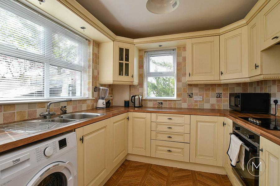 25 Glencraig Manor