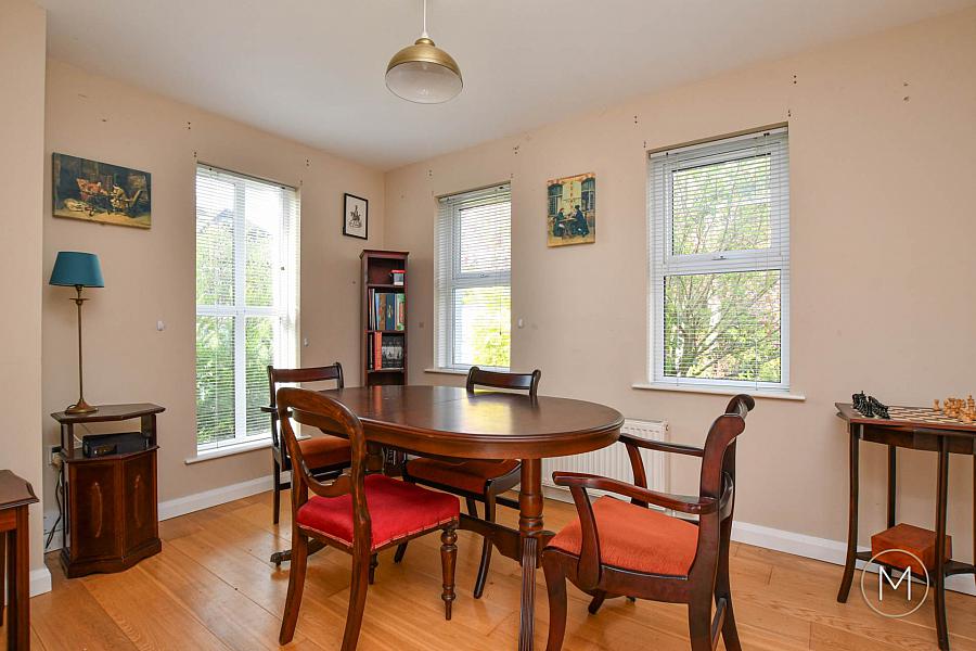25 Glencraig Manor