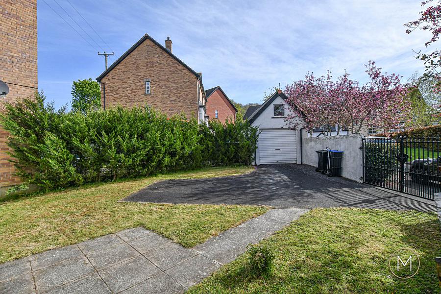 25 Glencraig Manor