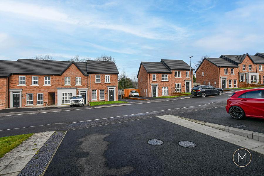 10 Ballyveigh Crecent