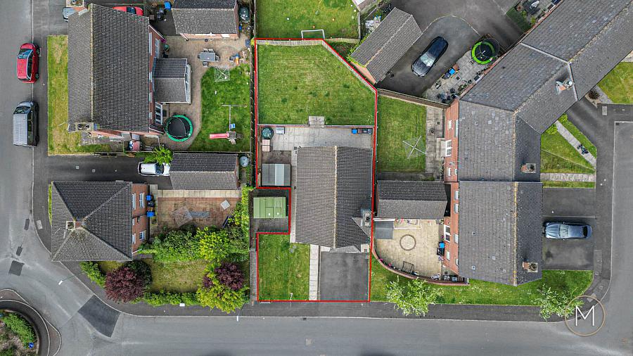 1 Carnbeg Square