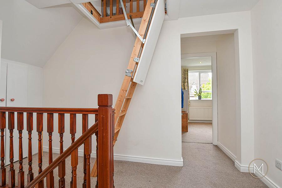 16 Victoria Manor
